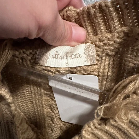 Women's Altar’d state size small sweater - Picture 4 of 5